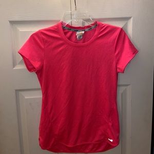 Avia athletic Tee